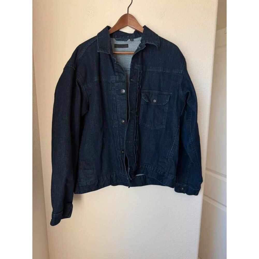 Uniqlo Dark Wash Denim Jacket Size Large
